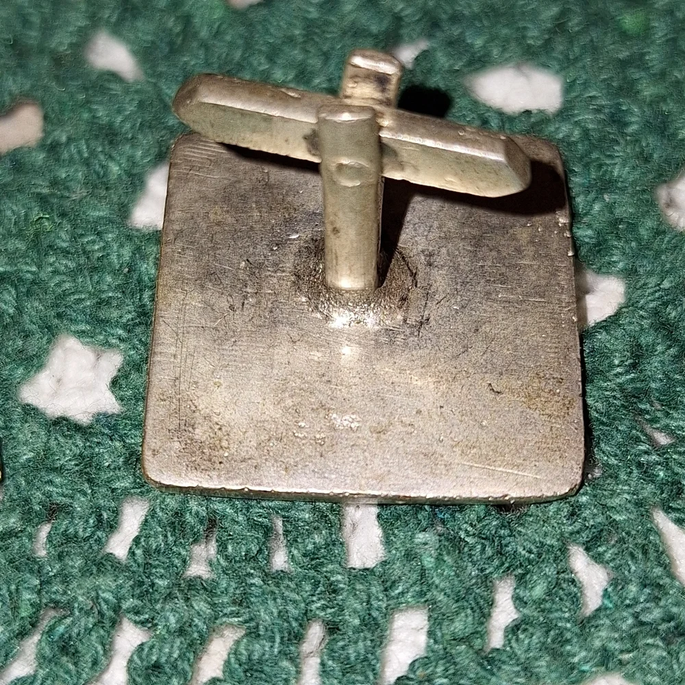 Antique? Possibly Or Vintage Cufflinks